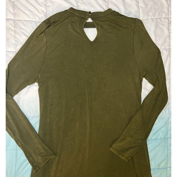 Altar'd state Long Sleeve Laced dress Size Medium - Picture 5 of 6